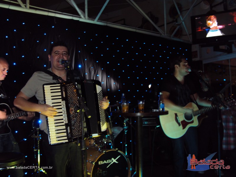 Balada: Fotos de Sexta na Plataforma do Choop na Cidade do Automovel - DF