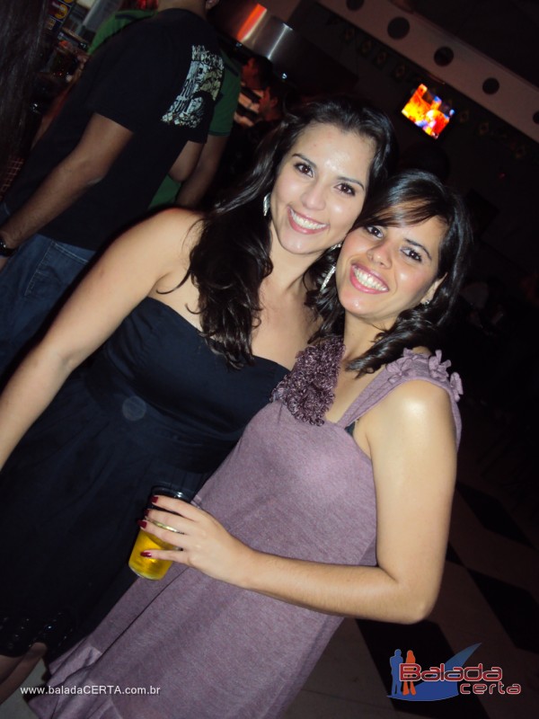 Balada: Fotos de Sexta na Plataforma do Choop na Cidade do Automovel - DF