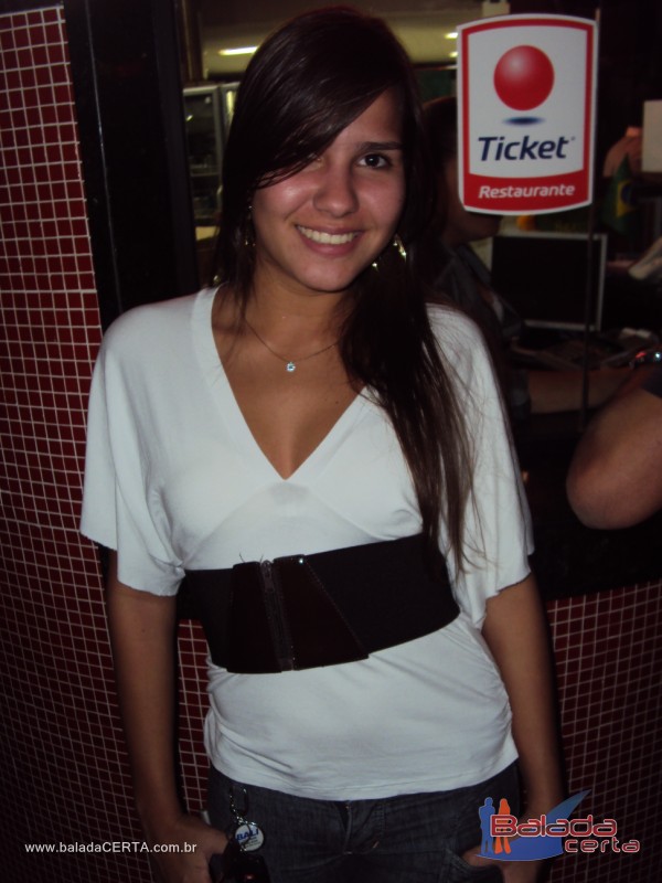 Balada: Fotos de Sexta na Plataforma do Choop na Cidade do Automovel - DF