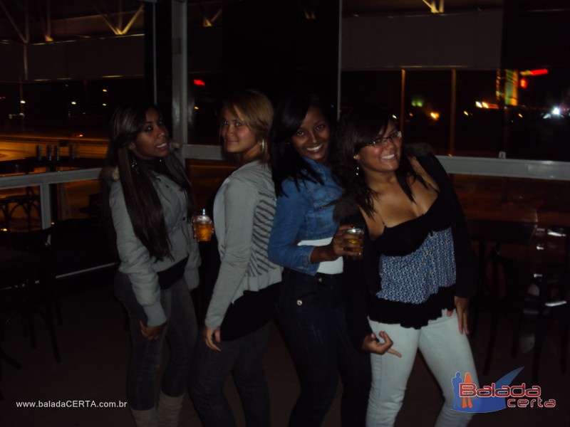 Balada: Fotos de Sexta na Plataforma do Choop na Cidade do Automovel - DF