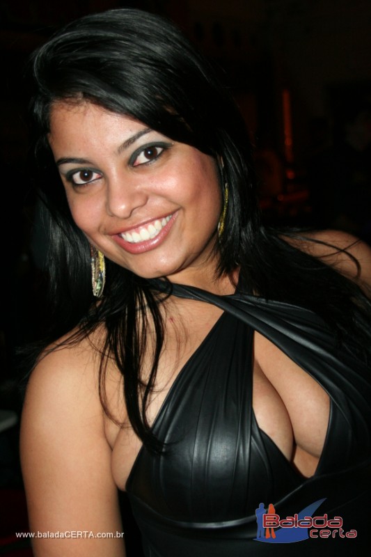 Balada: Fotos de Sexta na Plataforma do Choop na Cidade do Automovel - DF