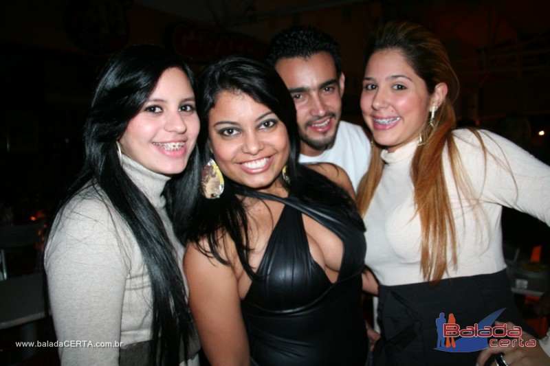 Balada: Fotos de Sexta na Plataforma do Choop na Cidade do Automovel - DF