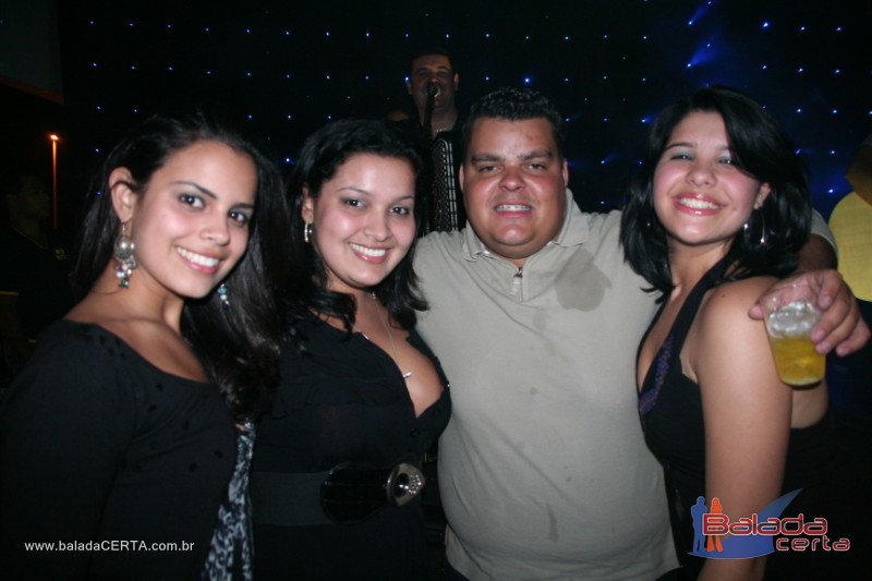 Balada: Fotos de Sexta na Plataforma do Choop na Cidade do Automovel - DF