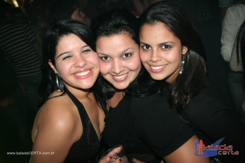 Balada: Fotos de Sexta na Plataforma do Choop na Cidade do Automovel - DF