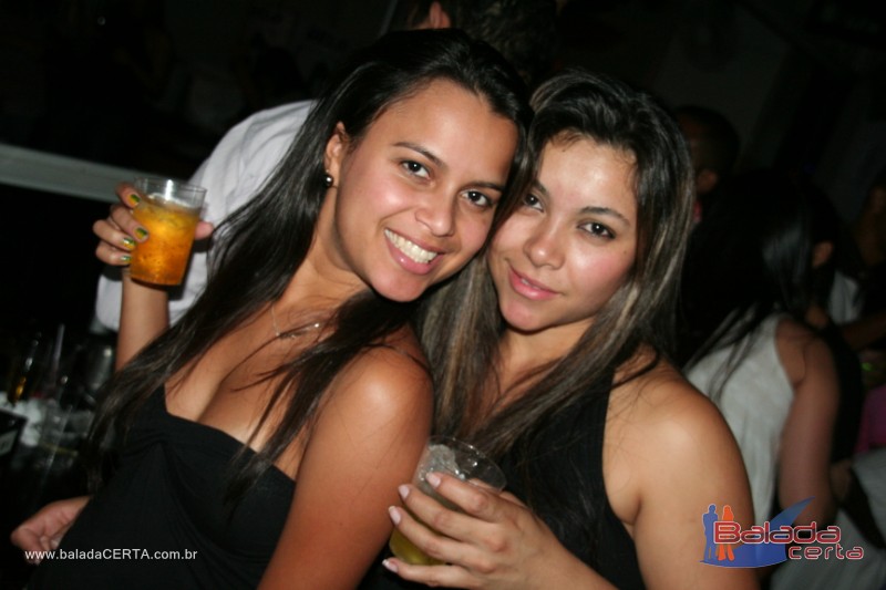 Balada: Fotos de Sexta na Plataforma do Choop na Cidade do Automovel - DF