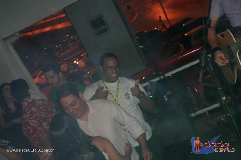 Balada: Fotos de Sexta na Plataforma do Choop na Cidade do Automovel - DF