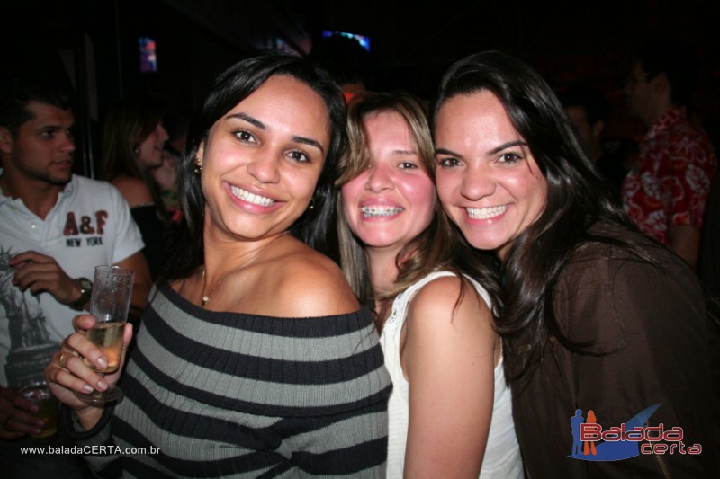 Balada: Fotos de Sexta na Plataforma do Choop na Cidade do Automovel - DF