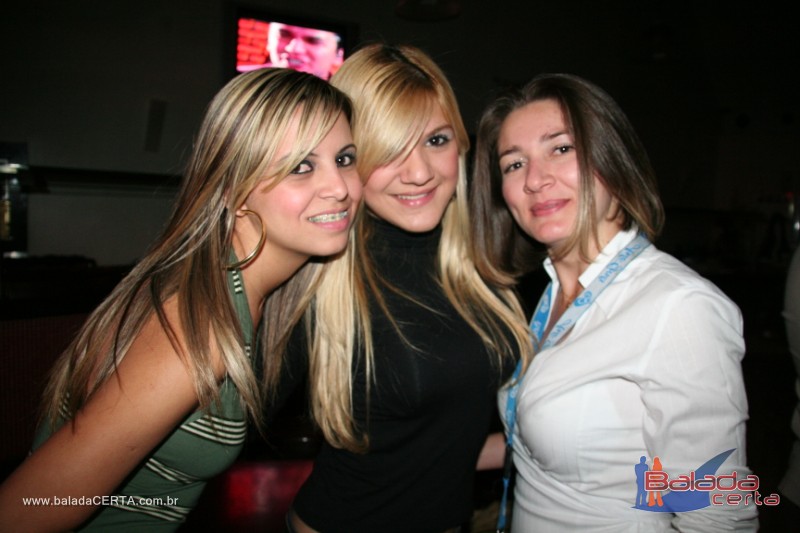 Balada: Fotos de Sexta na Plataforma do Choop na Cidade do Automovel - DF