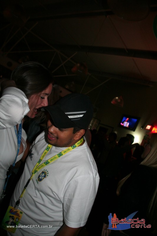 Balada: Fotos de Sexta na Plataforma do Choop na Cidade do Automovel - DF