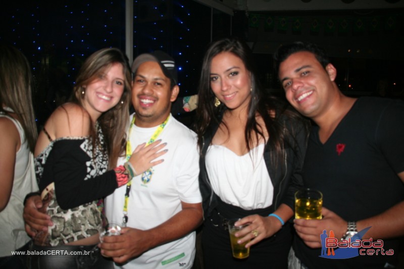 Balada: Fotos de Sexta na Plataforma do Choop na Cidade do Automovel - DF