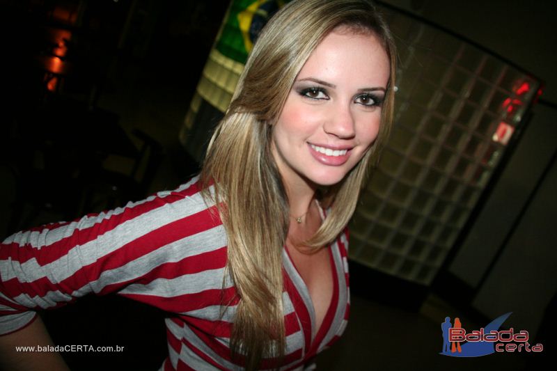 Balada: Fotos de Sexta na Plataforma do Choop na Cidade do Automovel - DF