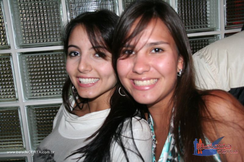 Balada: Fotos de Sexta na Plataforma do Choop na Cidade do Automovel - DF