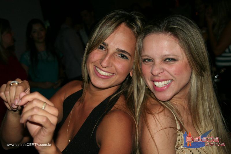 Balada: Fotos de Sexta na Plataforma do Choop na Cidade do Automovel - DF