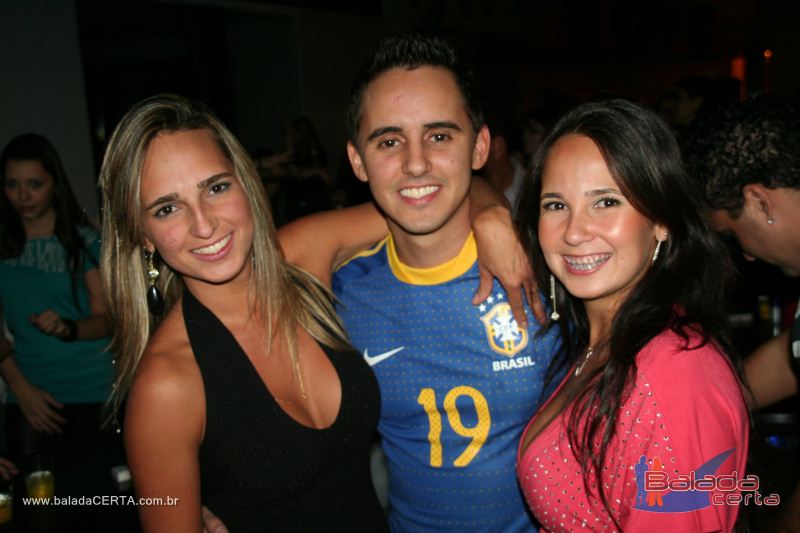 Balada: Fotos de Sexta na Plataforma do Choop na Cidade do Automovel - DF