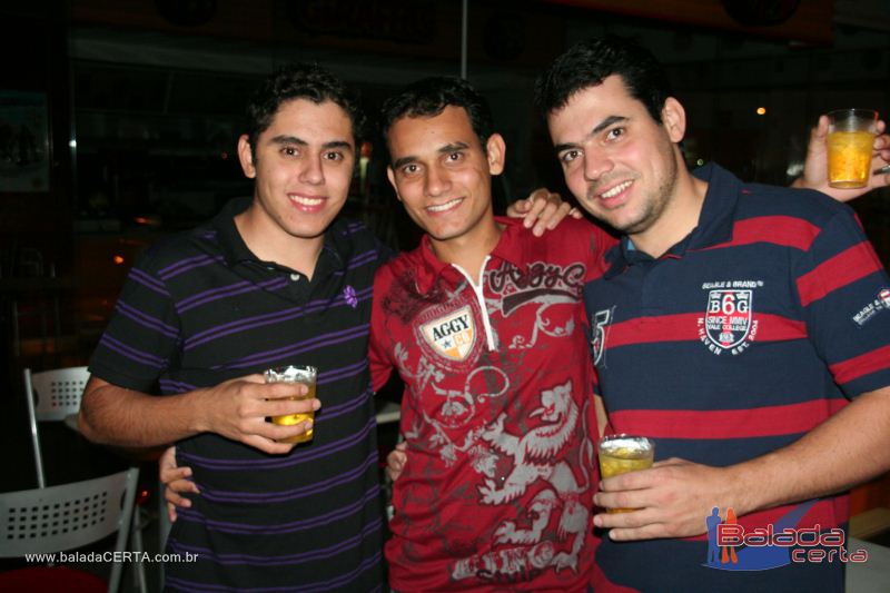 Balada: Fotos de Sexta na Plataforma do Choop na Cidade do Automovel - DF