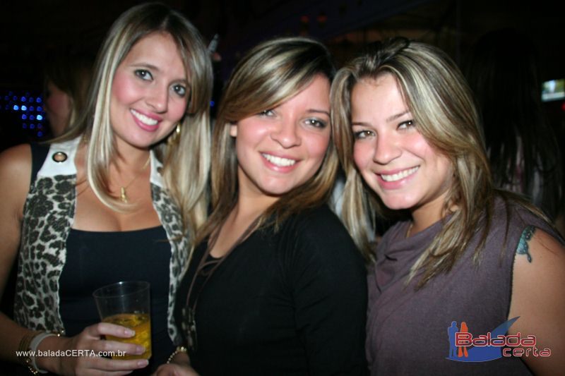 Balada: Fotos de Sexta na Plataforma do Choop na Cidade do Automovel - DF