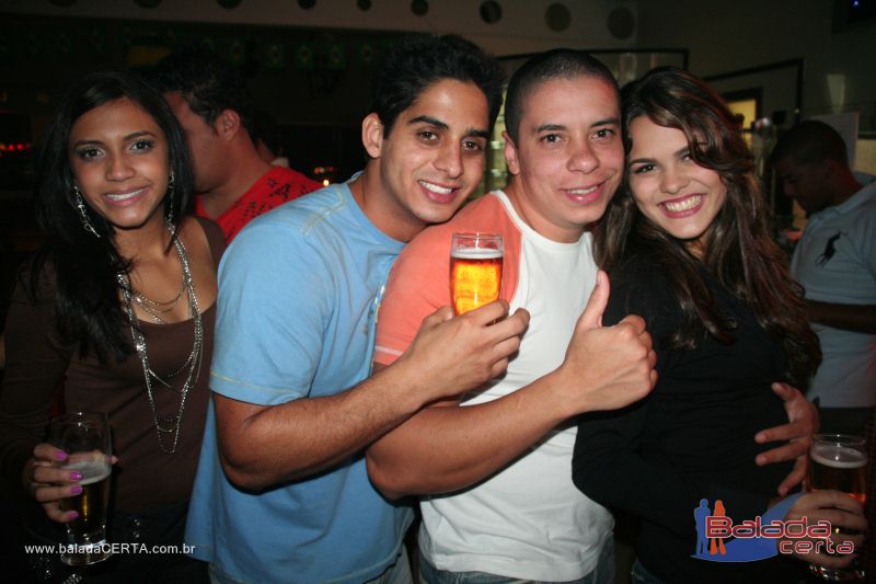 Balada: Fotos de Sexta na Plataforma do Choop na Cidade do Automovel - DF