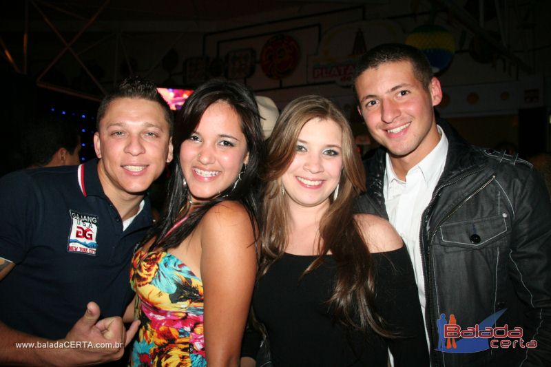 Balada: Fotos de Sexta na Plataforma do Choop na Cidade do Automovel - DF