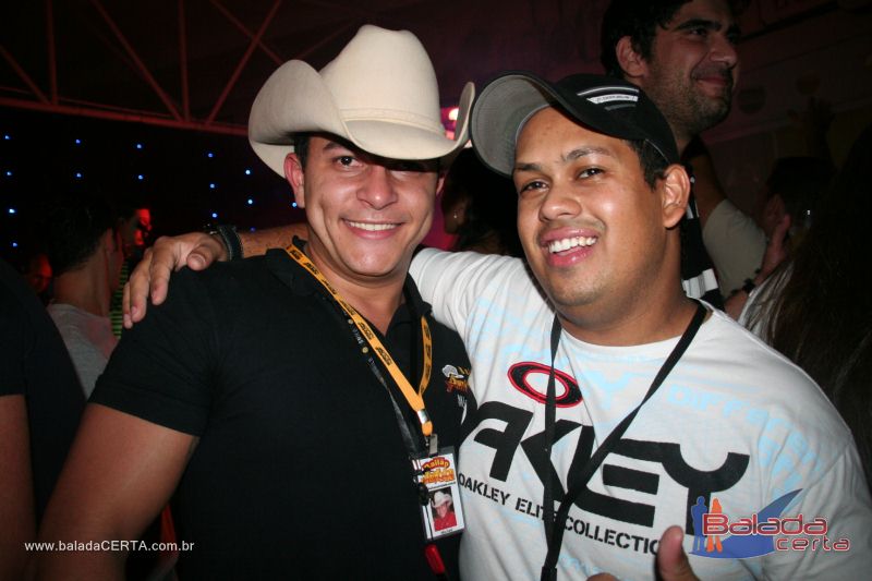 Balada: Fotos de Sexta na Plataforma do Choop na Cidade do Automovel - DF