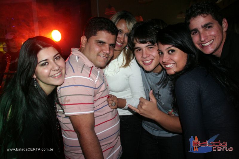 Balada: Fotos de Sexta na Plataforma do Choop na Cidade do Automovel - DF