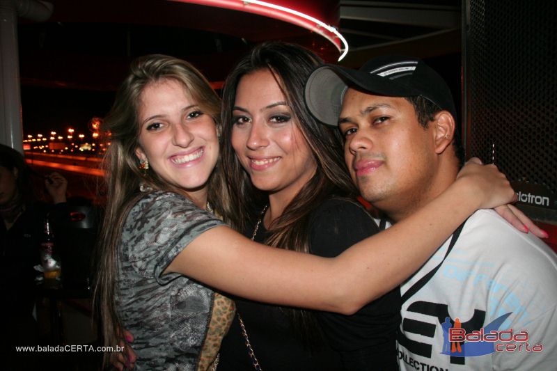 Balada: Fotos de Sexta na Plataforma do Choop na Cidade do Automovel - DF