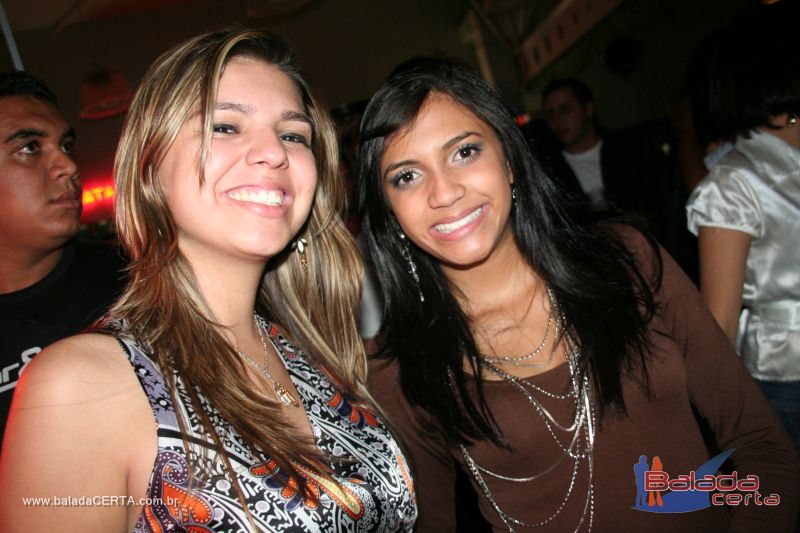 Balada: Fotos de Sexta na Plataforma do Choop na Cidade do Automovel - DF