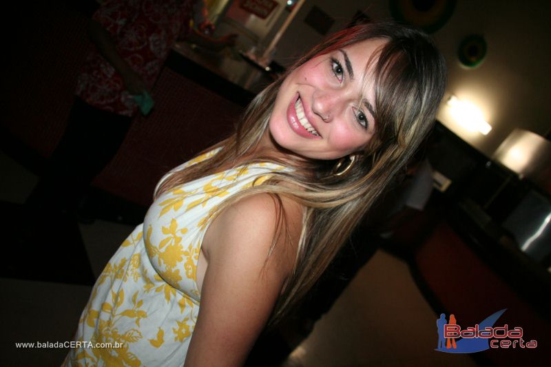 Balada: Fotos de Sexta na Plataforma do Choop na Cidade do Automovel - DF