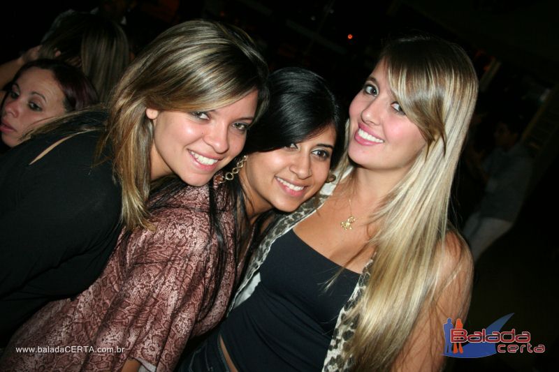 Balada: Fotos de Sexta na Plataforma do Choop na Cidade do Automovel - DF