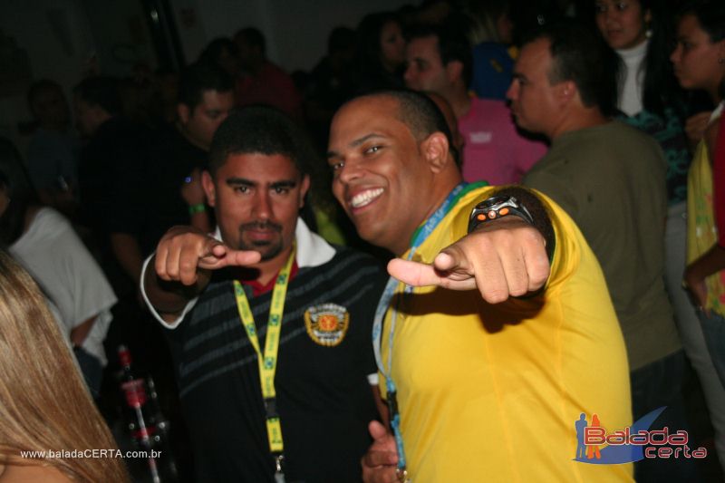 Balada: Fotos de Sexta na Plataforma do Choop na Cidade do Automovel - DF