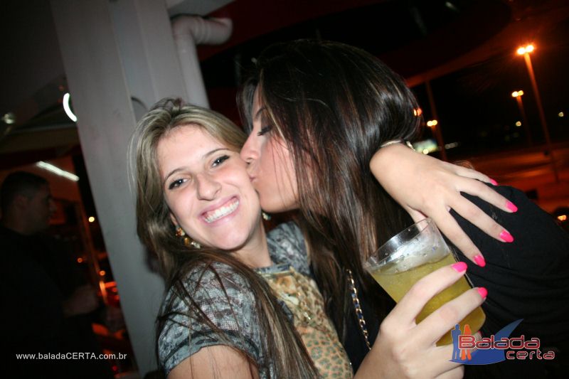 Balada: Fotos de Sexta na Plataforma do Choop na Cidade do Automovel - DF