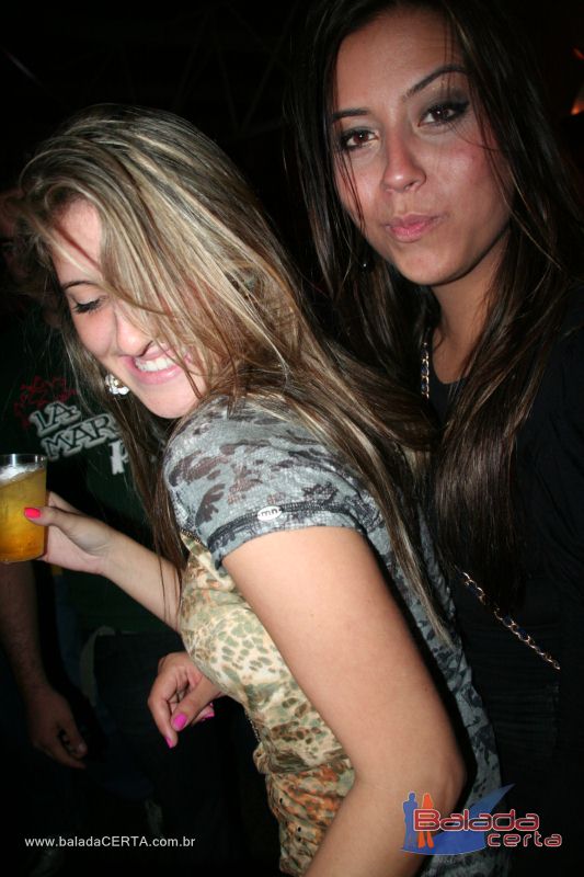 Balada: Fotos de Sexta na Plataforma do Choop na Cidade do Automovel - DF