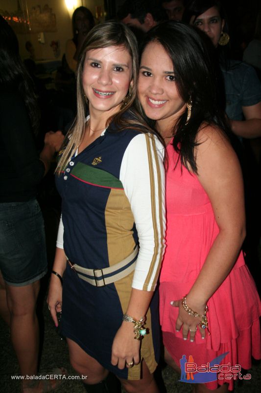 Balada: Fotos de domingo na 1 Galinhada Sertaneja na Plataforma do Choop - DF