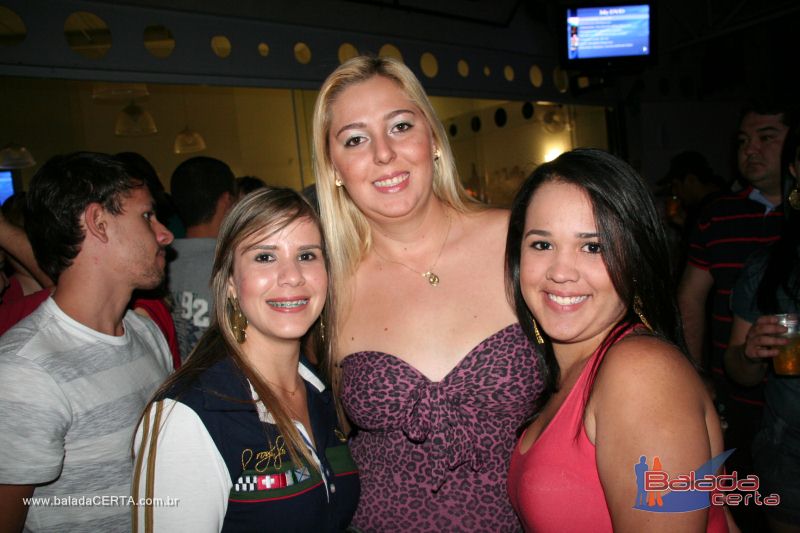 Balada: Fotos de domingo na 1 Galinhada Sertaneja na Plataforma do Choop - DF