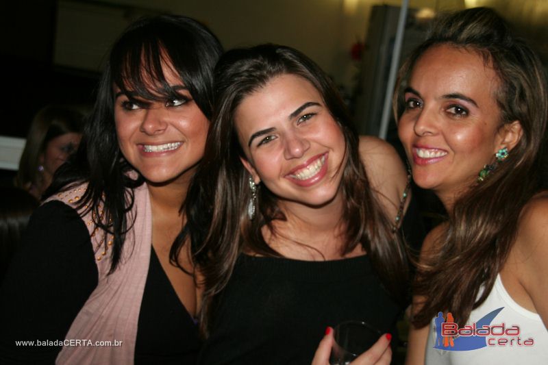 Balada: Fotos de domingo na 1 Galinhada Sertaneja na Plataforma do Choop - DF