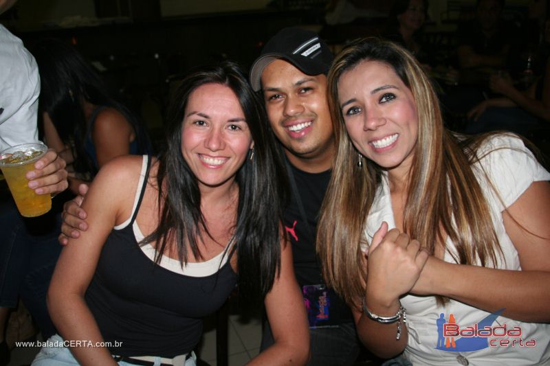 Balada: Fotos de domingo na 1 Galinhada Sertaneja na Plataforma do Choop - DF