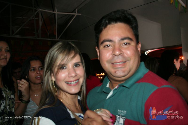 Balada: Fotos de domingo na 1 Galinhada Sertaneja na Plataforma do Choop - DF