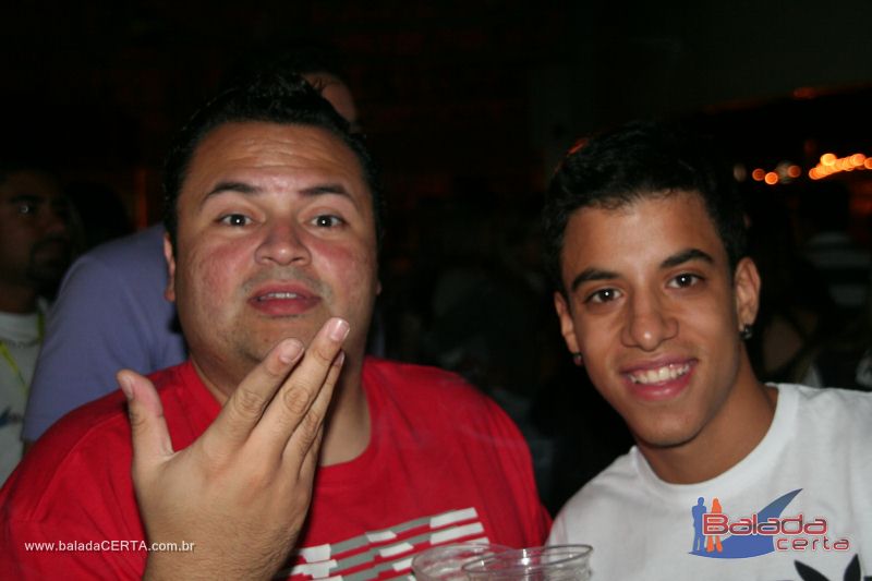 Balada: Fotos de domingo na 1 Galinhada Sertaneja na Plataforma do Choop - DF