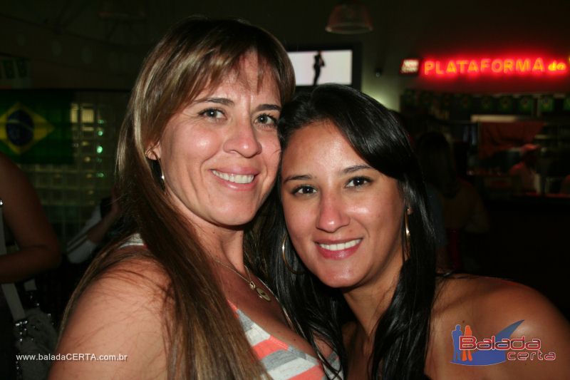 Balada: Fotos de domingo na 1 Galinhada Sertaneja na Plataforma do Choop - DF