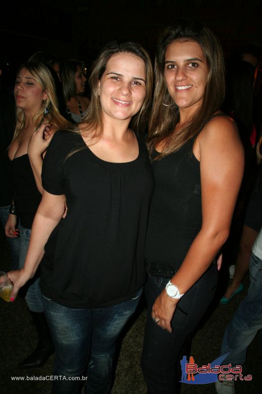Balada: Fotos de domingo na 1 Galinhada Sertaneja na Plataforma do Choop - DF