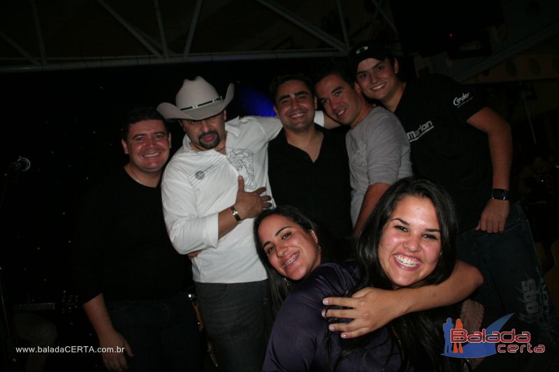 Balada: Fotos de Sexta na Plataforma do Choop na Cidade do Automovel - DF