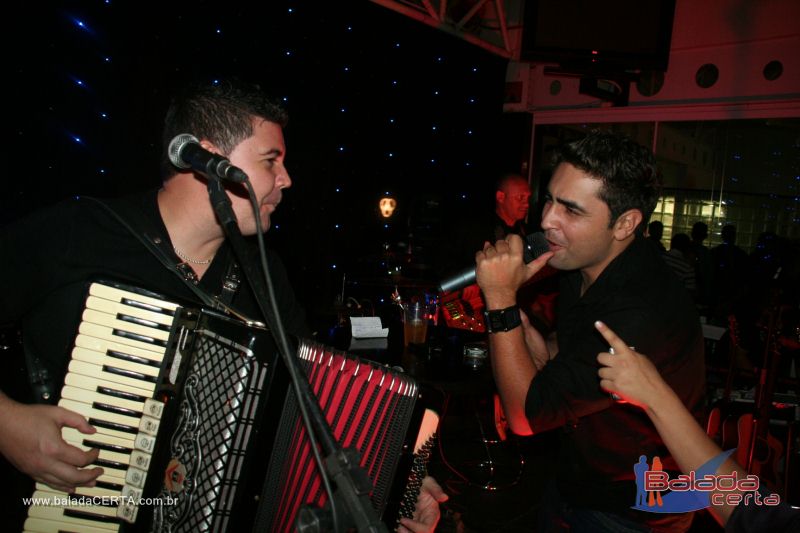 Balada: Fotos de Sexta na Plataforma do Choop na Cidade do Automovel - DF