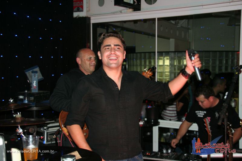 Balada: Fotos de Sexta na Plataforma do Choop na Cidade do Automovel - DF