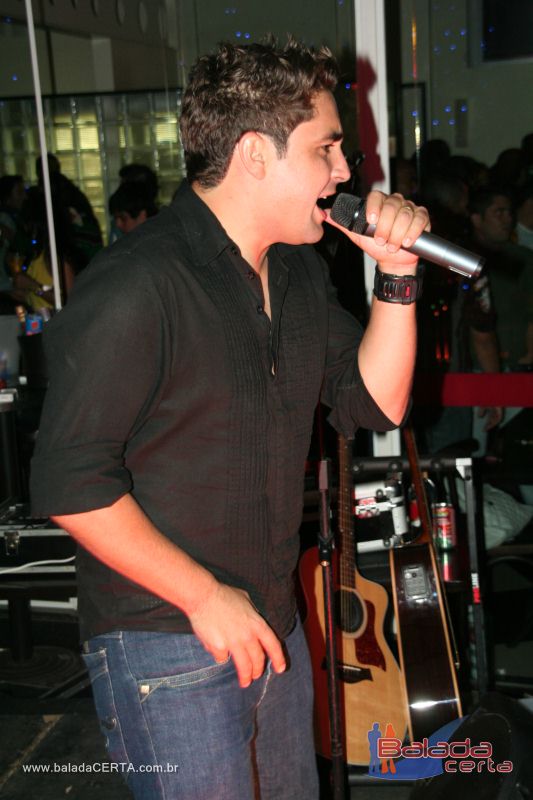 Balada: Fotos de Sexta na Plataforma do Choop na Cidade do Automovel - DF