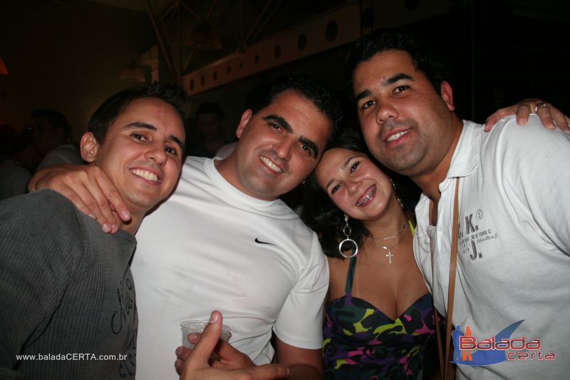 Balada: Fotos de Sexta na Plataforma do Choop na Cidade do Automovel - DF