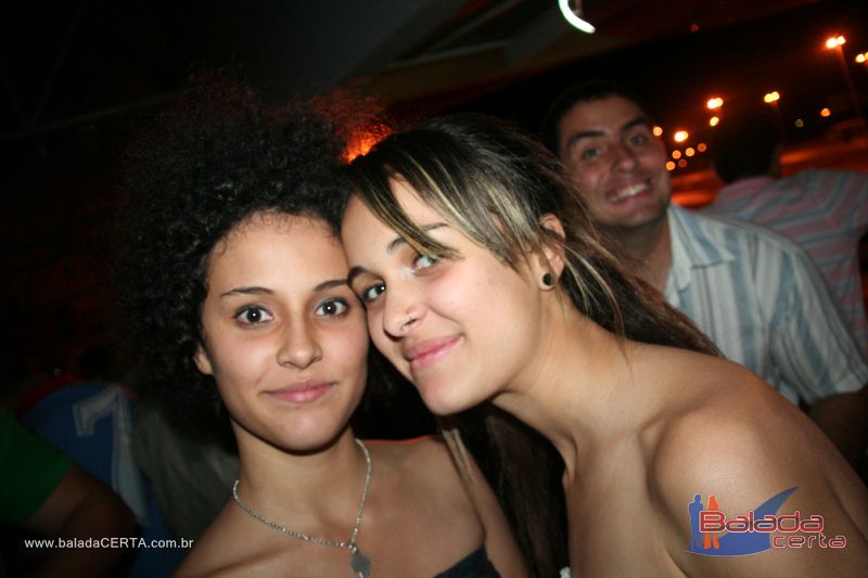 Balada: Fotos de Sexta na Plataforma do Choop na Cidade do Automovel - DF