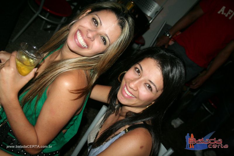 Balada: Fotos de Sexta na Plataforma do Choop na Cidade do Automovel - DF