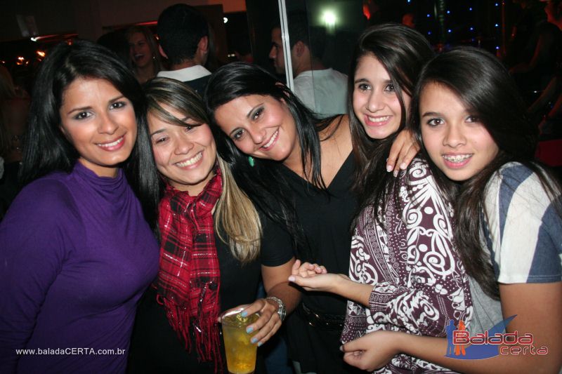 Balada: Fotos de Sexta na Plataforma do Choop na Cidade do Automovel - DF