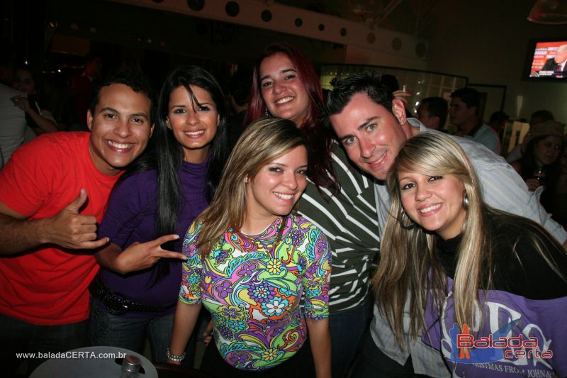 Balada: Fotos de Sexta na Plataforma do Choop na Cidade do Automovel - DF