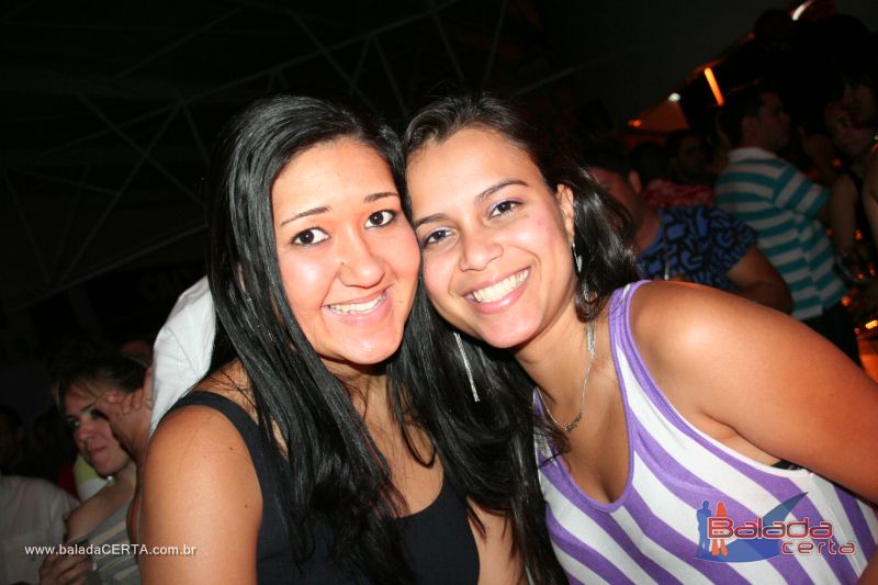 Balada: Fotos de Sexta na Plataforma do Choop na Cidade do Automovel - DF