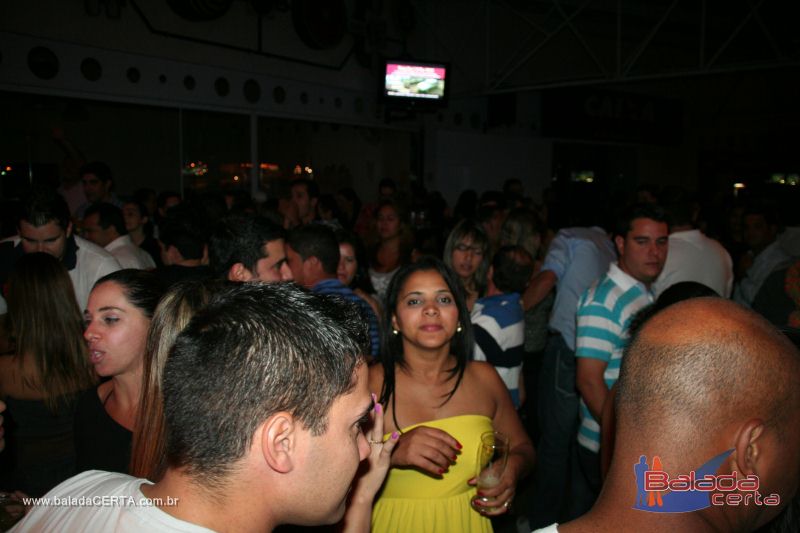 Balada: Fotos de Sexta na Plataforma do Choop na Cidade do Automovel - DF